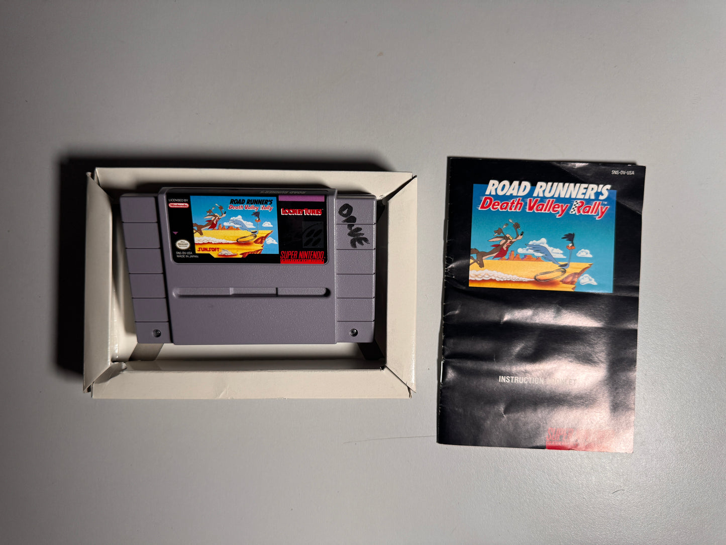 Road Runner's Death Valley Rally (Super Nintendo)