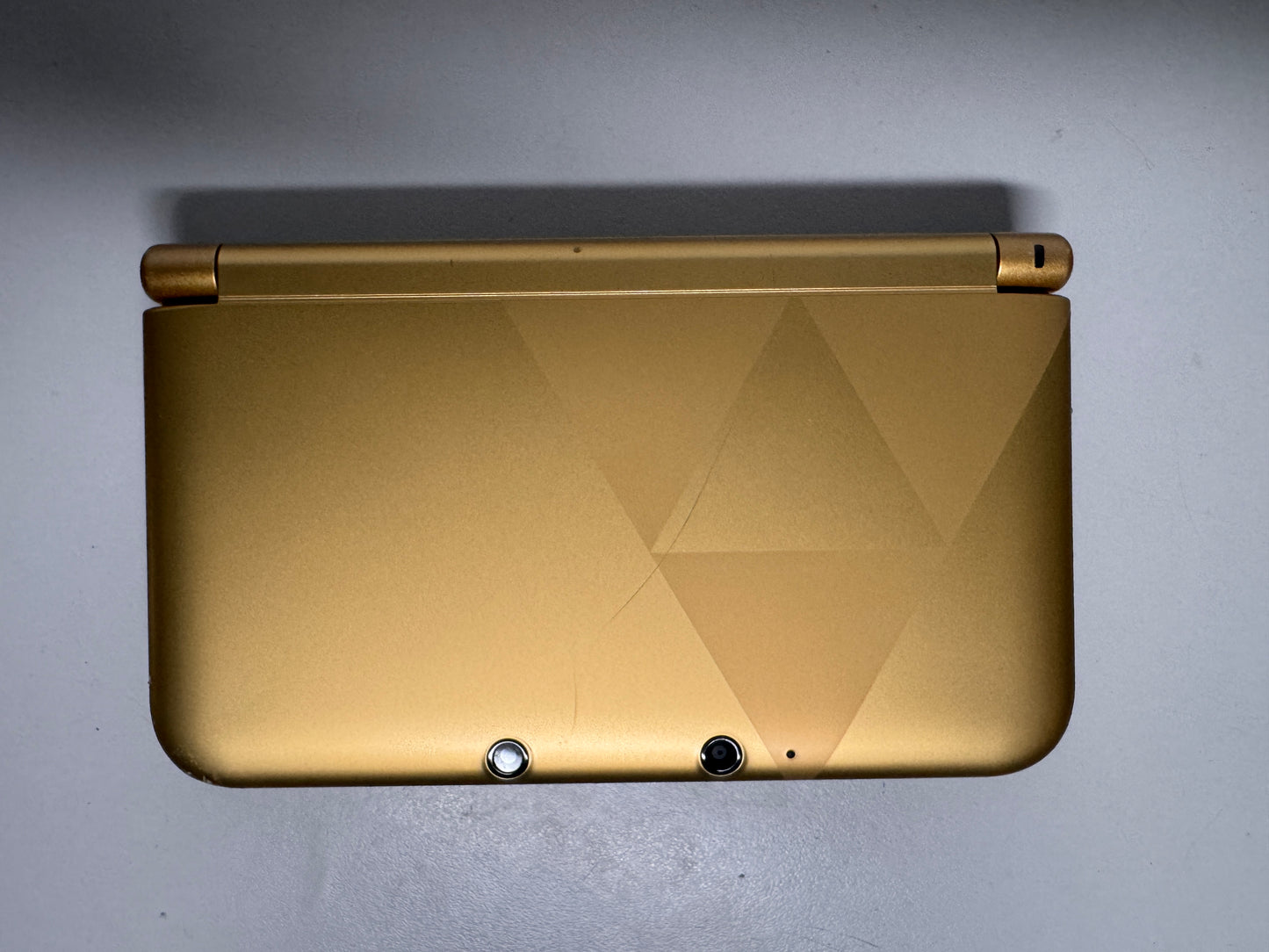 Nintendo 3DS XL – The Legend of Zelda: A Link Between Worlds Edition