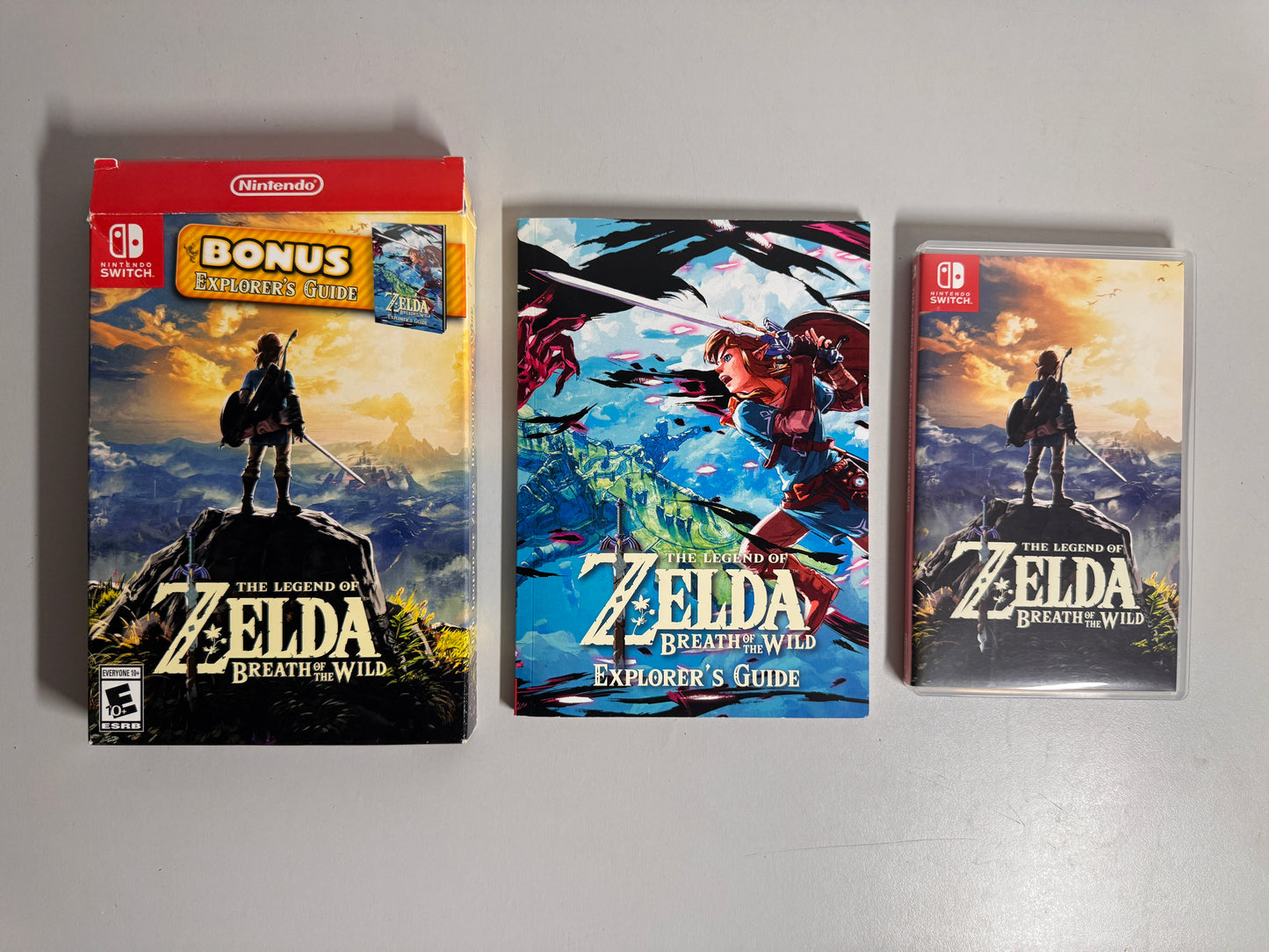 The Legend of Zelda: Breath of the Wild + Explorer’s Guide (Nintendo Switch)